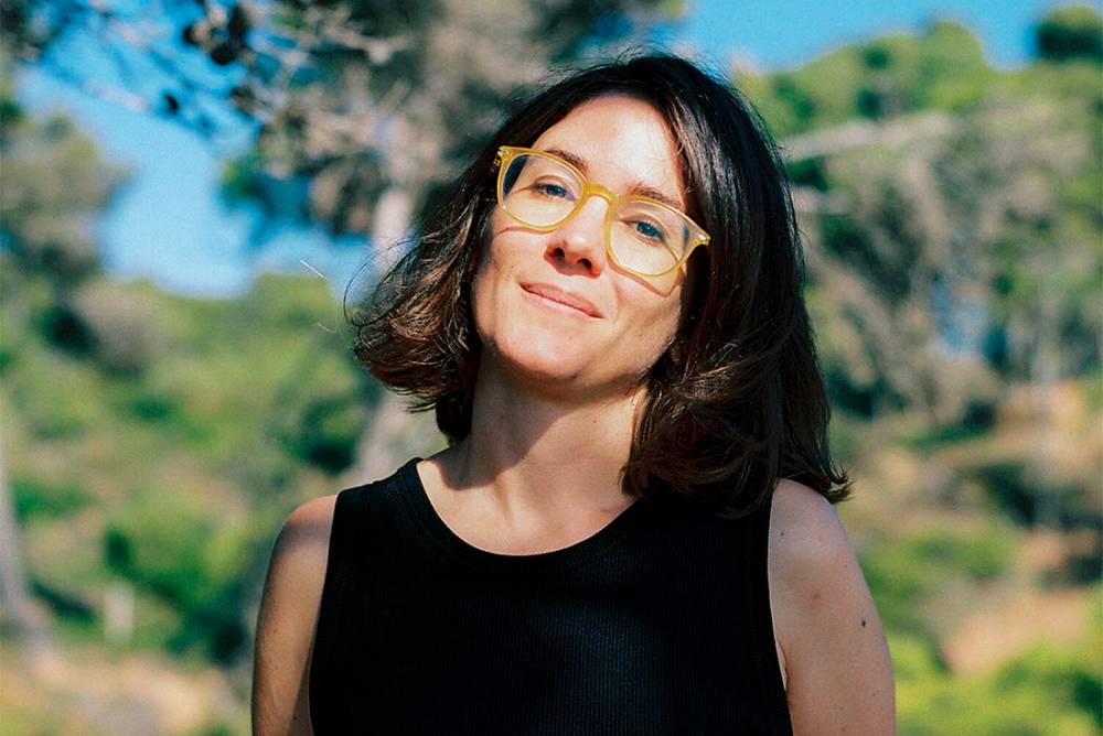 Irene Pujadas presenta al Cafè amb Lletres l'irònic viatge al món interior de 'La intrusa'
