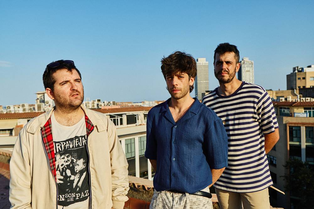 Montflorit presenta el clip d'una nova cançó: Caiguda lliure