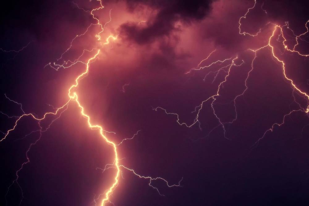 Un estudi de la UAB descobreix que el gel és capaç de generar electricitat en deformar-se