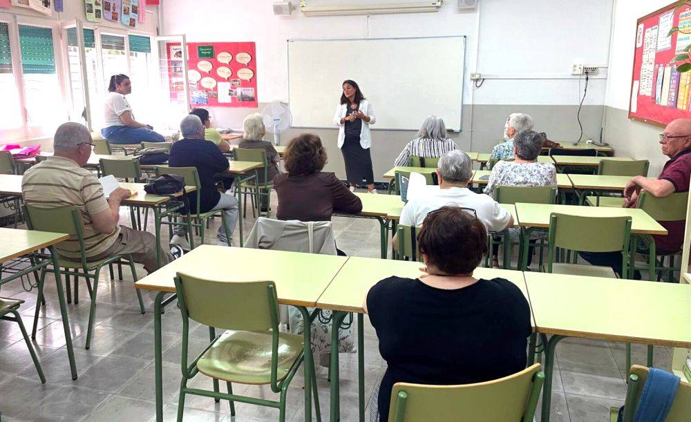 El Centre de Formació d’Adults L’Alzina manté la matrícula oberta fins a l’octubre