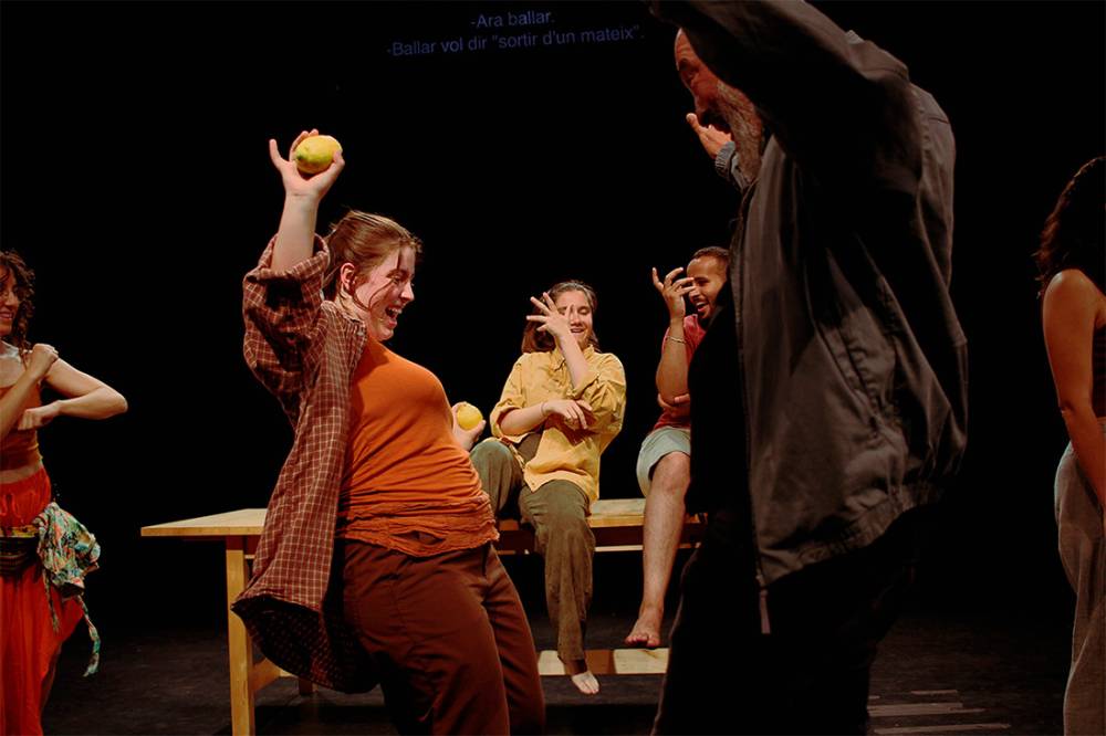Allò blanc de la llimona, teatre per canviar el món