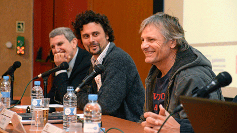 Viggo Mortensen presenta un llibre sobre tribus indígenes a la UAB