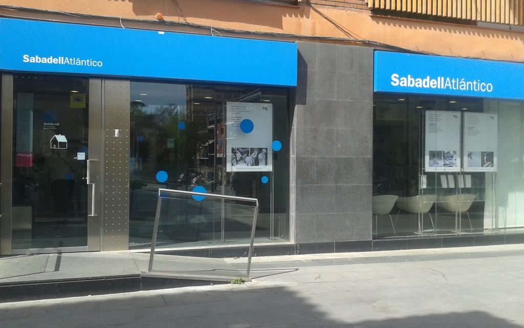 Banc Sabadell comença a provar un nou model d'organització d'oficines a Cerdanyola