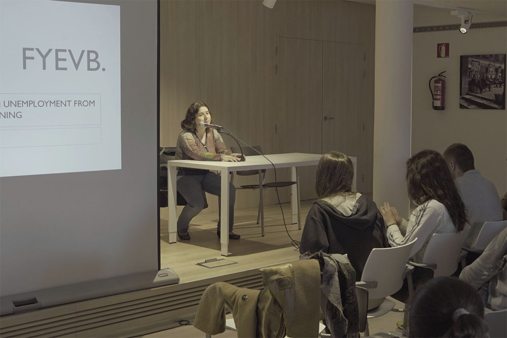 Trobada dels alumnes britànics i catalans del programa Comenius Regio que busca un futur millor per als joves participants
