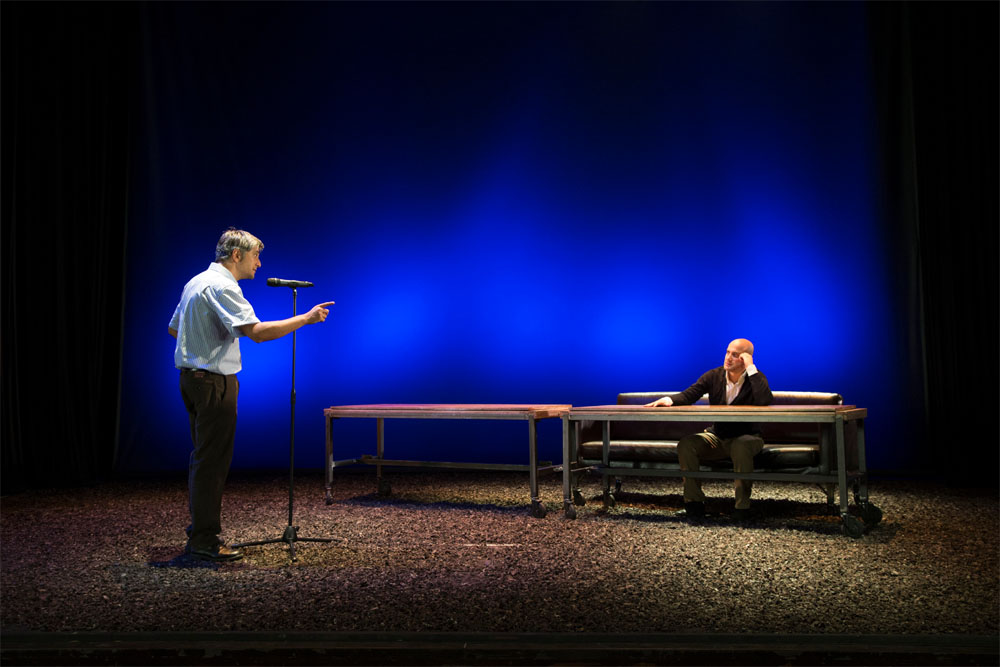 Titzina Teatro porta "Distancia siete minutos" a la Villarroel