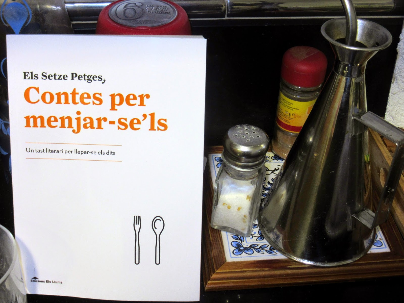 'Contes per menjar-se'ls', un tast literari per llepar-se els dits