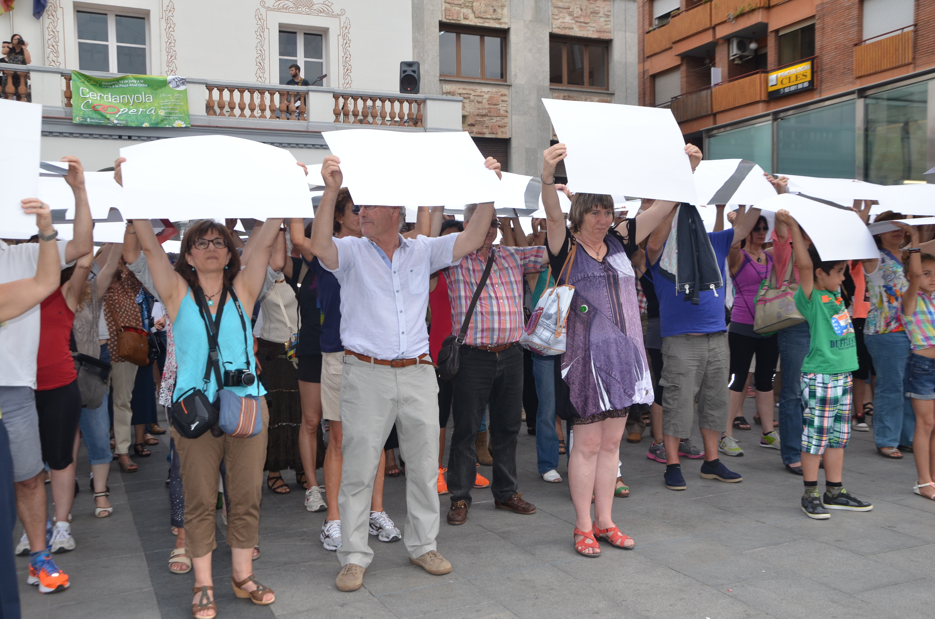 Cerdanyola torna a viure una primavera solidària