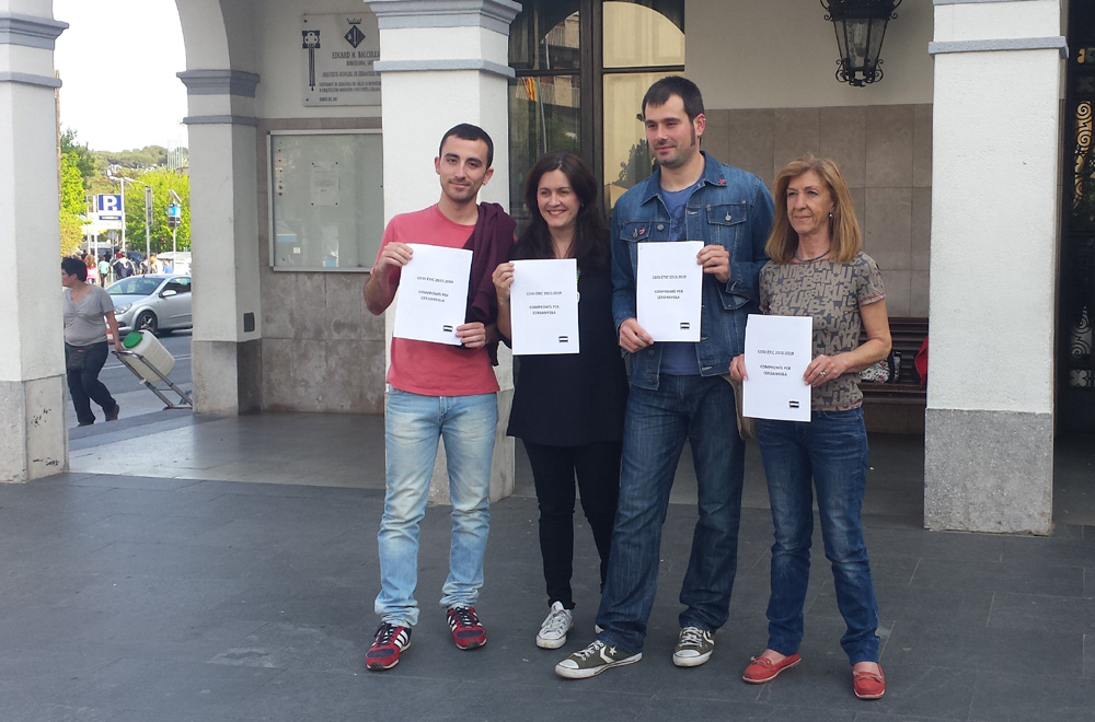 Rotació de càrrecs, relleu immediat en cas d'imputació i retribucions limitades, al codi ètic de Compromís