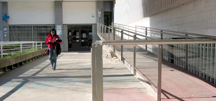 Reducció estival d'horaris als centres sanitaris de La Farigola i de Les Fontetes