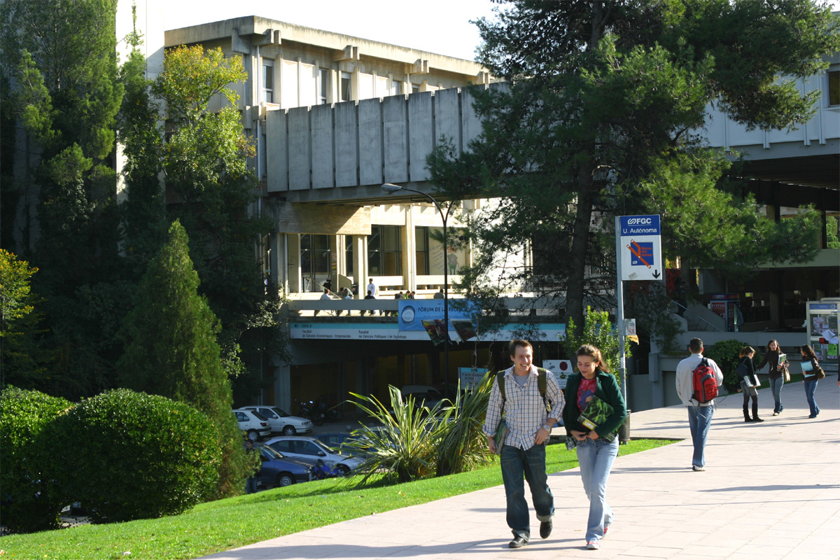 La Facultat de Ciències de la UAB, premi Jaume Vicens Vives 2015