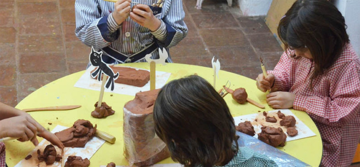 10.406 nens i nenes de 0 a 17 anys comencen el curs escolar 2015/16