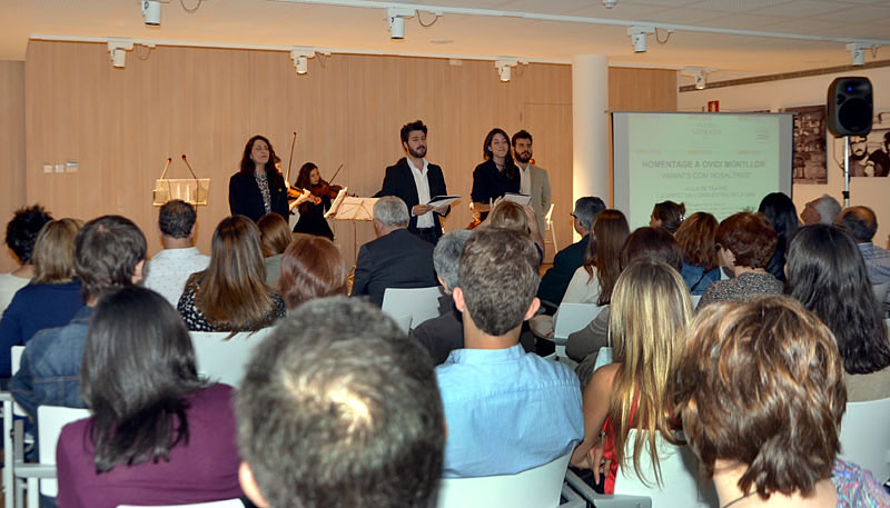 Els premis literaris 2015 es publiquen el dia que s’anuncia l’adéu del Divendres Culturals de poesia