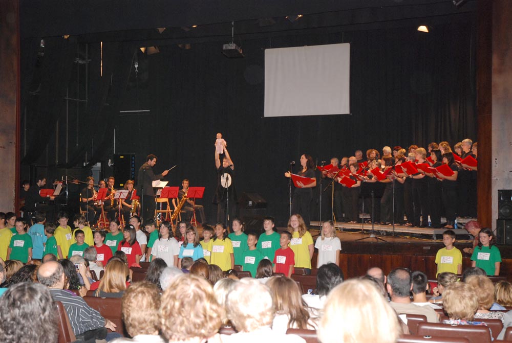 Veus Sense Fronteres celebra el 10è aniversari amb un concert nadalenc