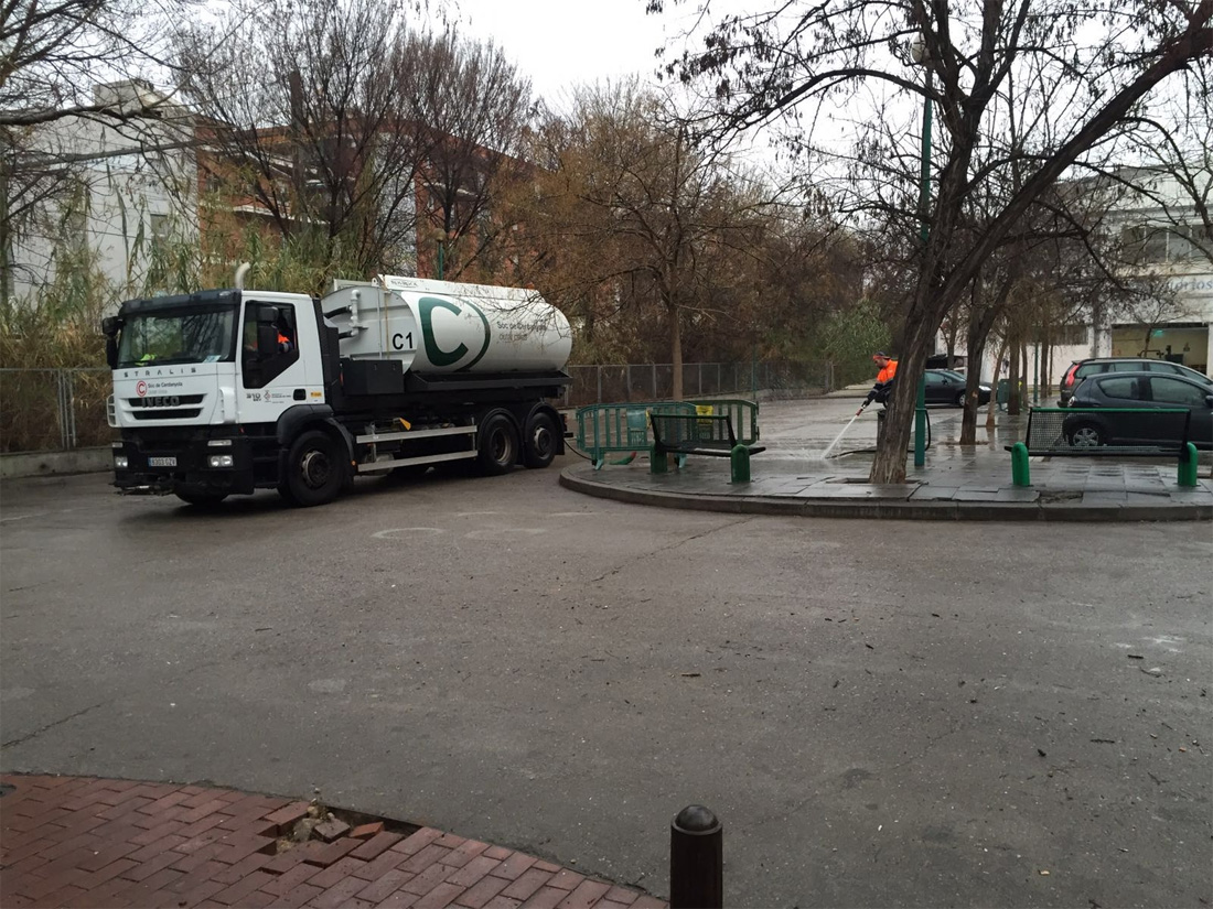 La neteja de la ciutat, tema central del Consell municipal de Comerç