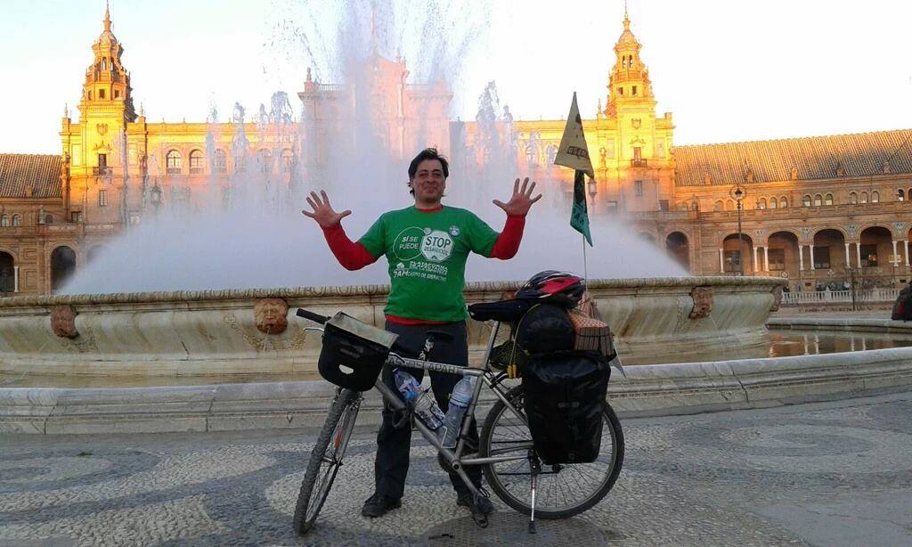 Yuguero conclou la primera etapa del viatge solidari 'Per les 5 de la PAH'