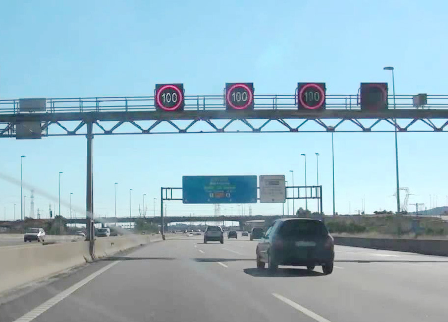 Detenen tres falsos policies especialitzats en furts a l'autopista