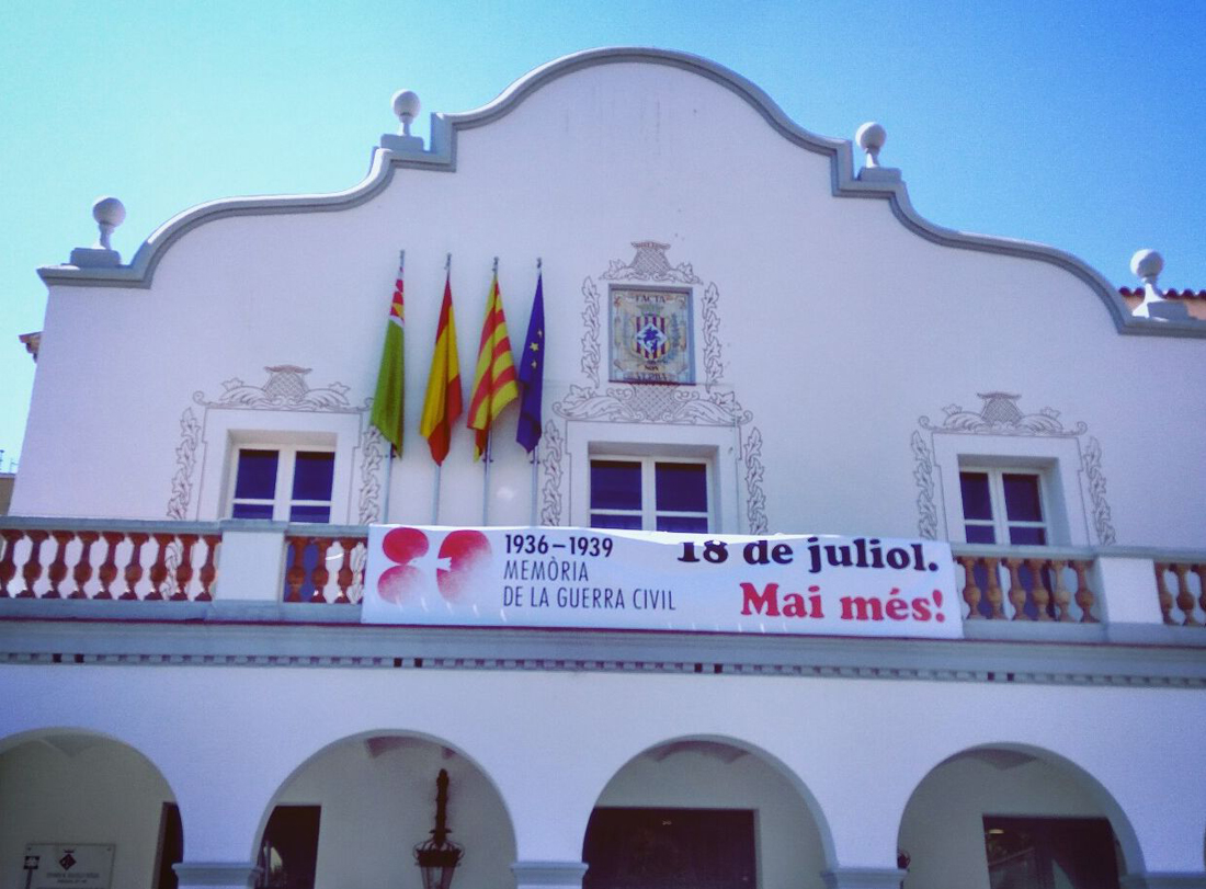 L'Ajuntament commemora els 80 anys de la guerra amb un "Mai més"