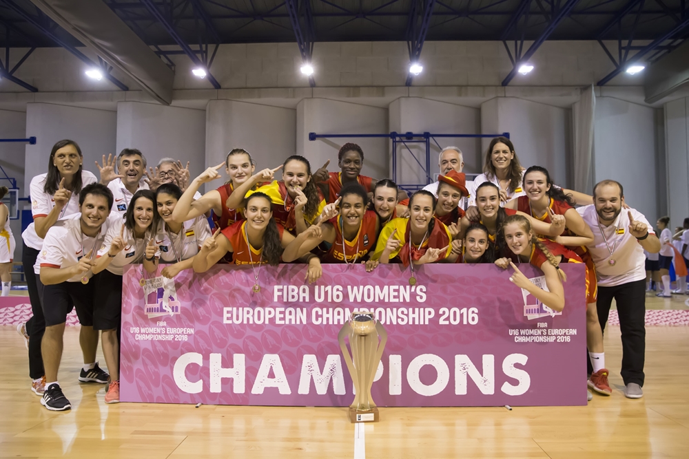 Laura Soria campiona d'Europa de bàsquet sots 16