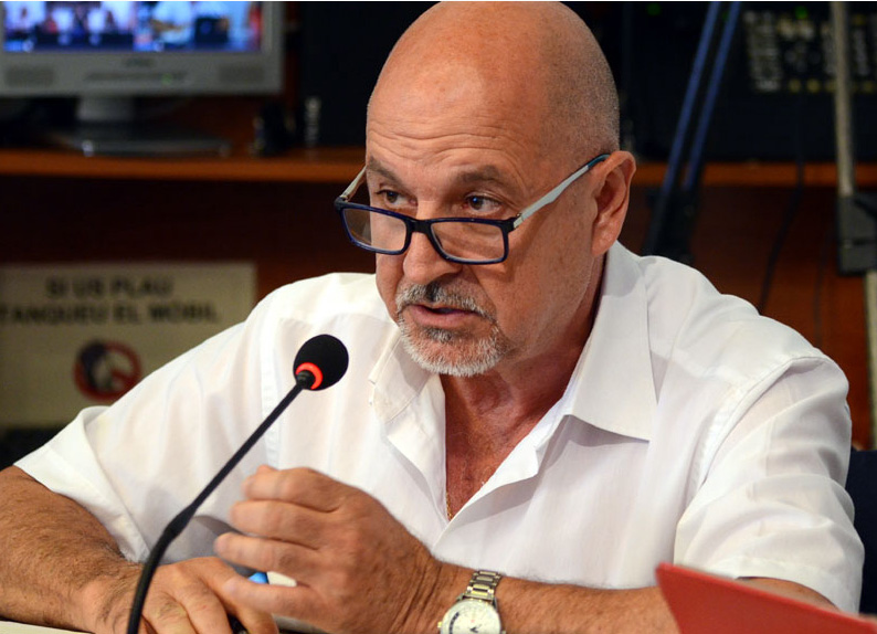 Roda de premsa del Partit Demòcrata Català (PDC) de Cerdanyola sobre la seva sortida del govern municipal