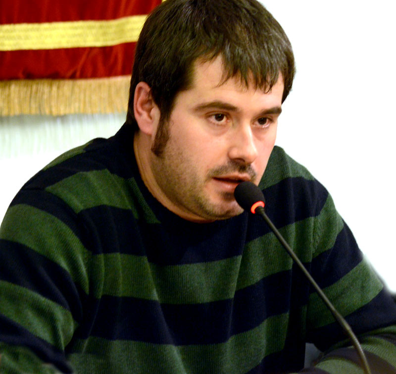 L'alcalde discrepa de les interpretacions jurídiques que per prudència van obligar a desconvocar el Ple extraordinari