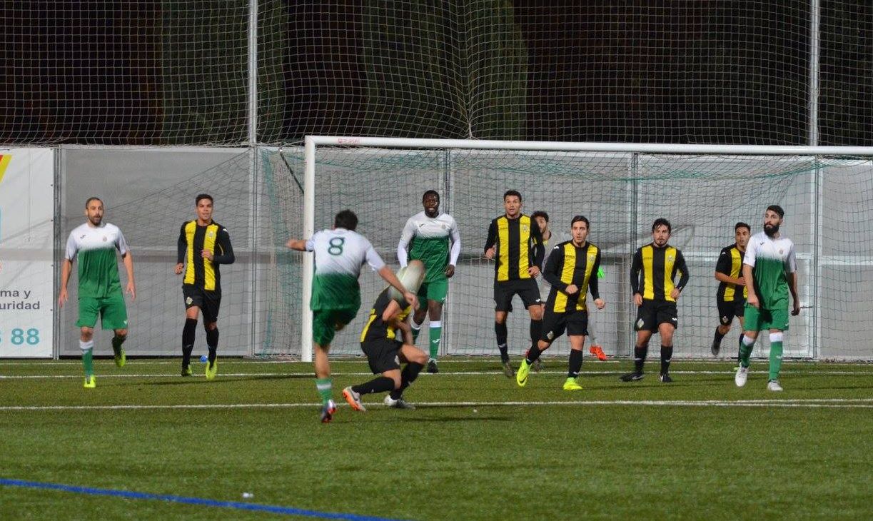El Cerdanyola guanya per 2-0 i trenca la bona ratxa de la Montañesa