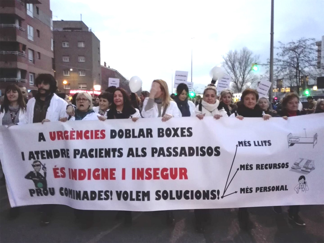 Un miler de persones reclama urgències dignes a l'Hospital Taulí