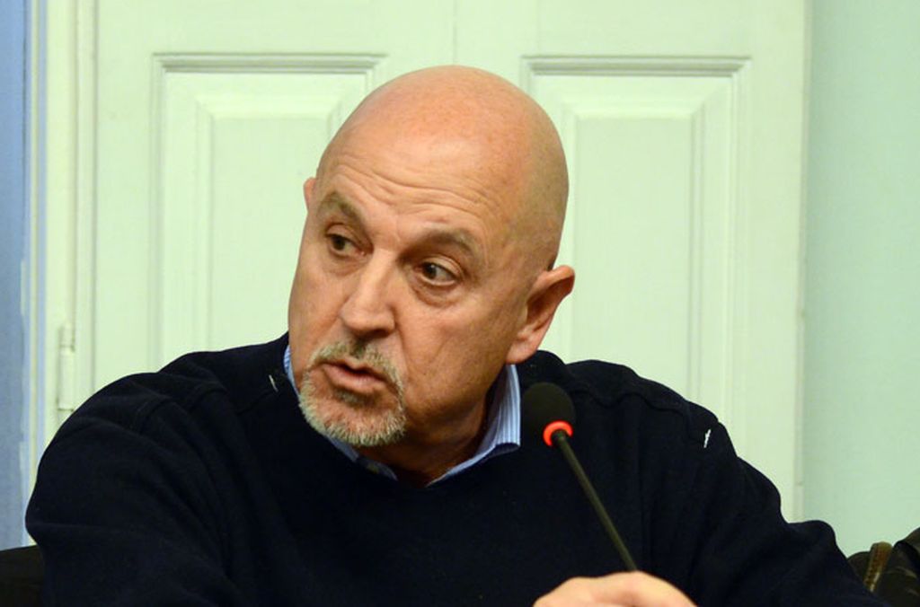 El PDeCAT, entre negociar el pressupost o la moció de censura