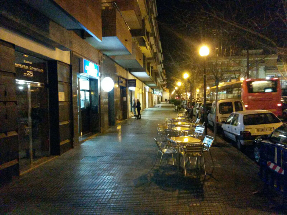 Cerdanyola Comerç i Serveis protesta per l'enllumenat de la ciutat