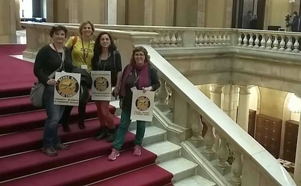 El Parlament aprova la singularitat de l'Escoleta per garantir el bus escolar