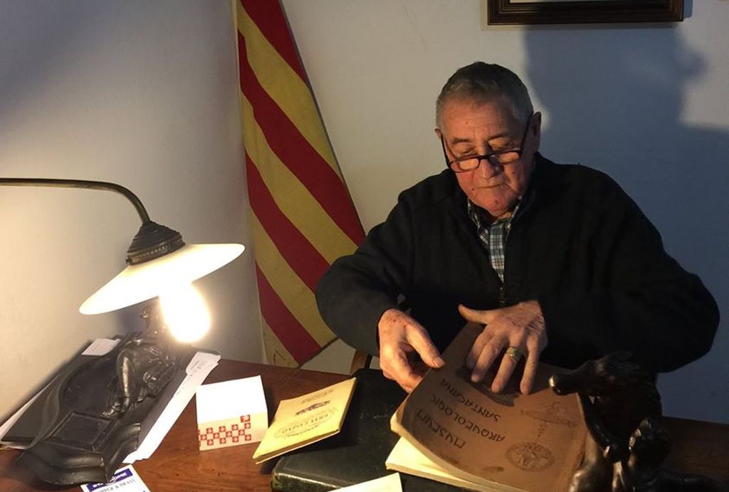 Albert Lázaro voldria que la seva col•lecció artística i documental es posés a l'abast de la ciutadania en bones condicions