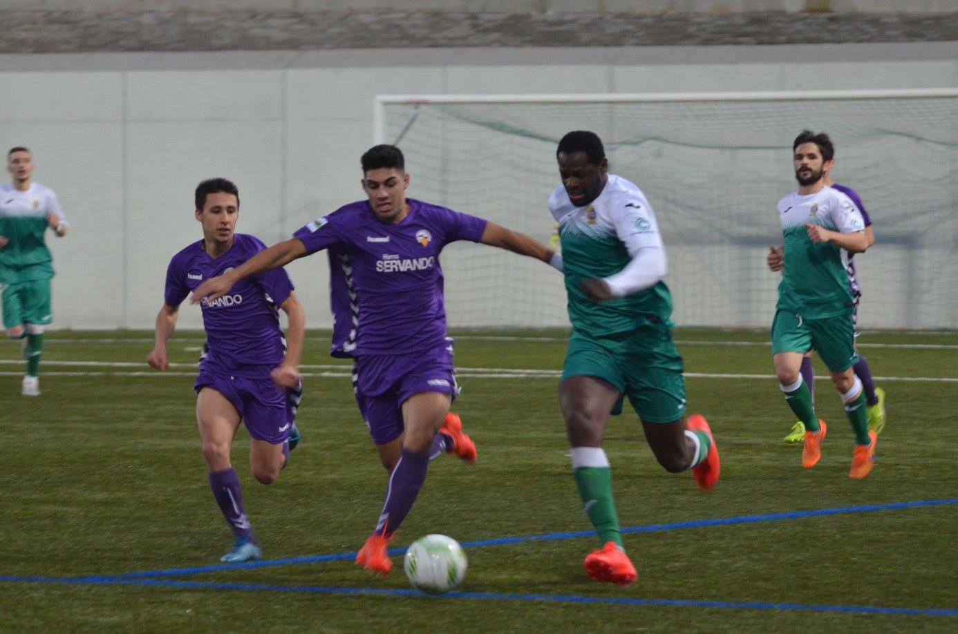 El Cerdanyola FC capgira el marcador a Manlleu als minuts finals i guanya 1 a 2