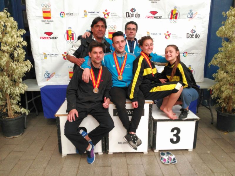 El Lee Young Cerdanyola torna amb tres medalles de l'Open d'Espanya de taekwondo