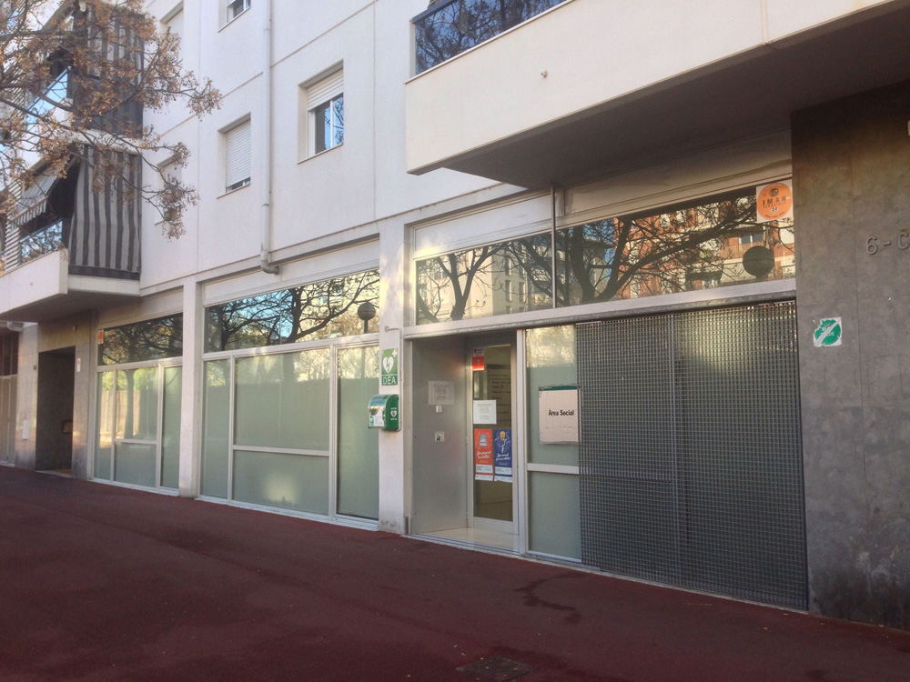 Treballs de remodelació a la recepció de l’Àrea Social de l’Ajuntament de Cerdanyola del Vallès