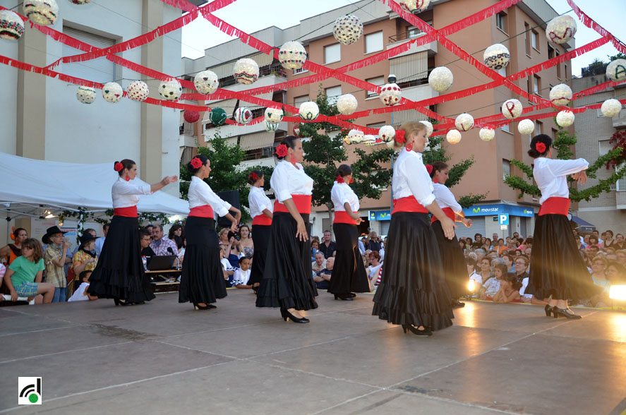 Banús celebra la seva festa de barri amb la revetlla de Sant Joan d'acompanyant