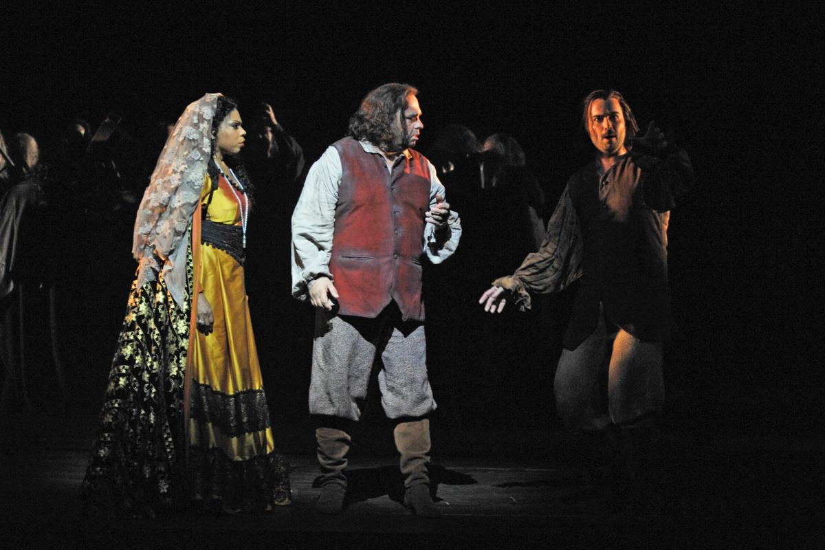 Cita amb la millor òpera amb un Il Trovatore a la fresca