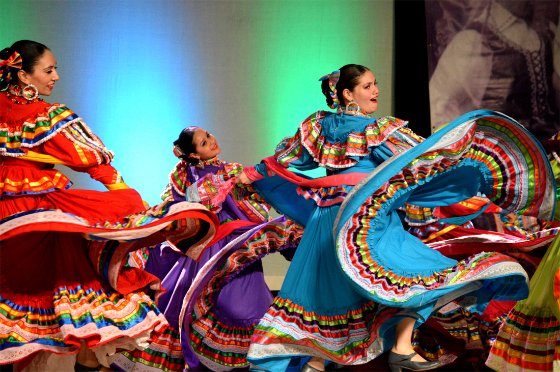 La Mostra de Dansa aixeca el teló amb els grups de Mèxic i Senegal