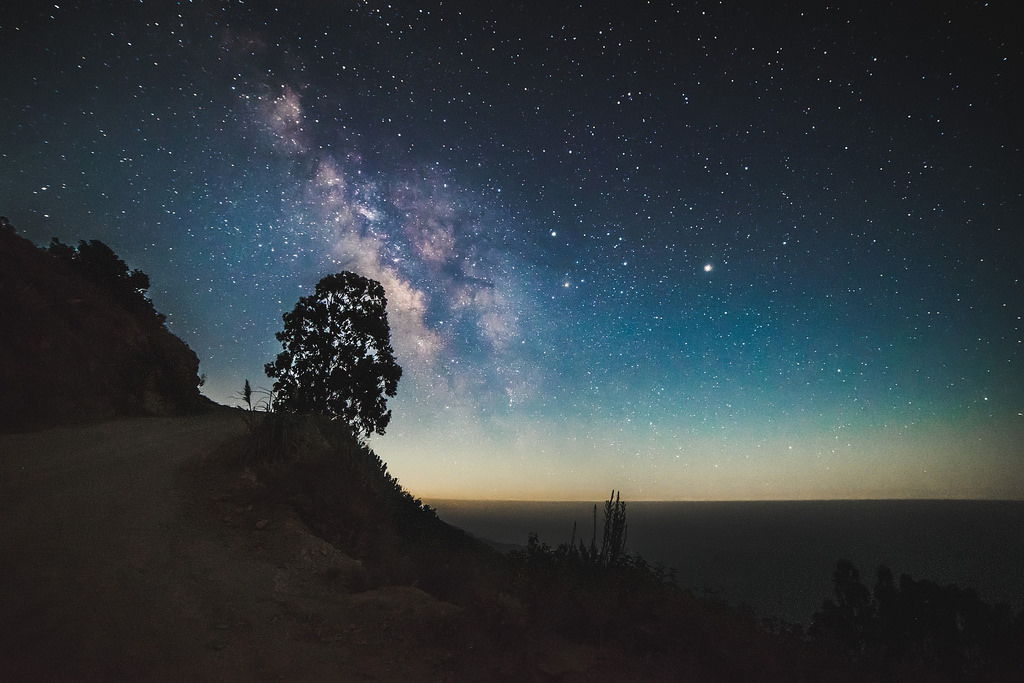 La Biblioteca desvetlla els misteris del firmament amb un planetari