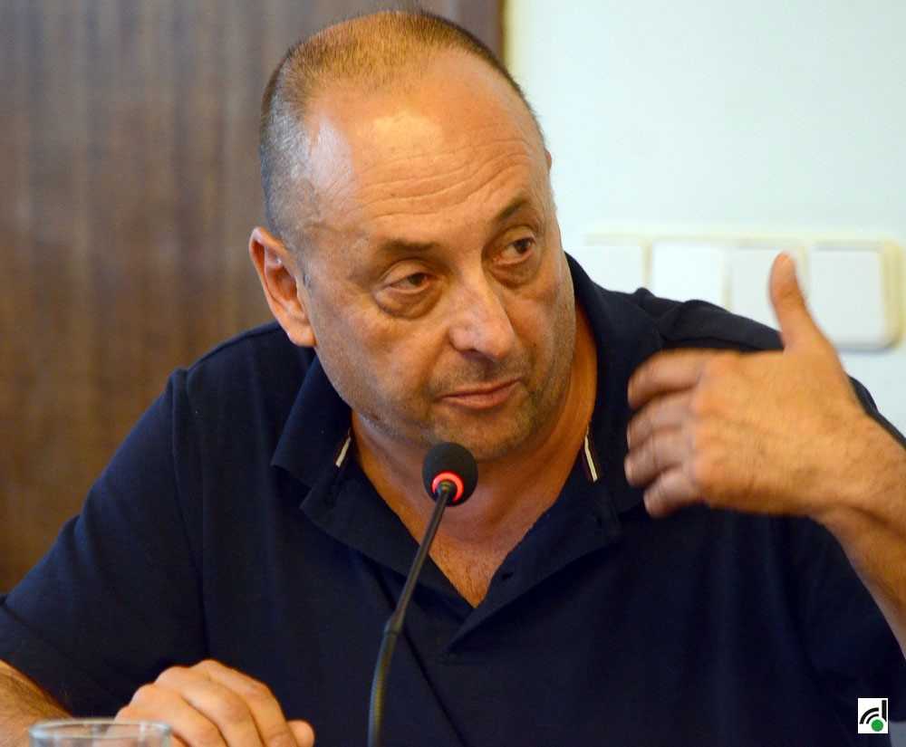 MES reclama que els grups polítics evitin el "postureo" per avançar en el consens ciutadà