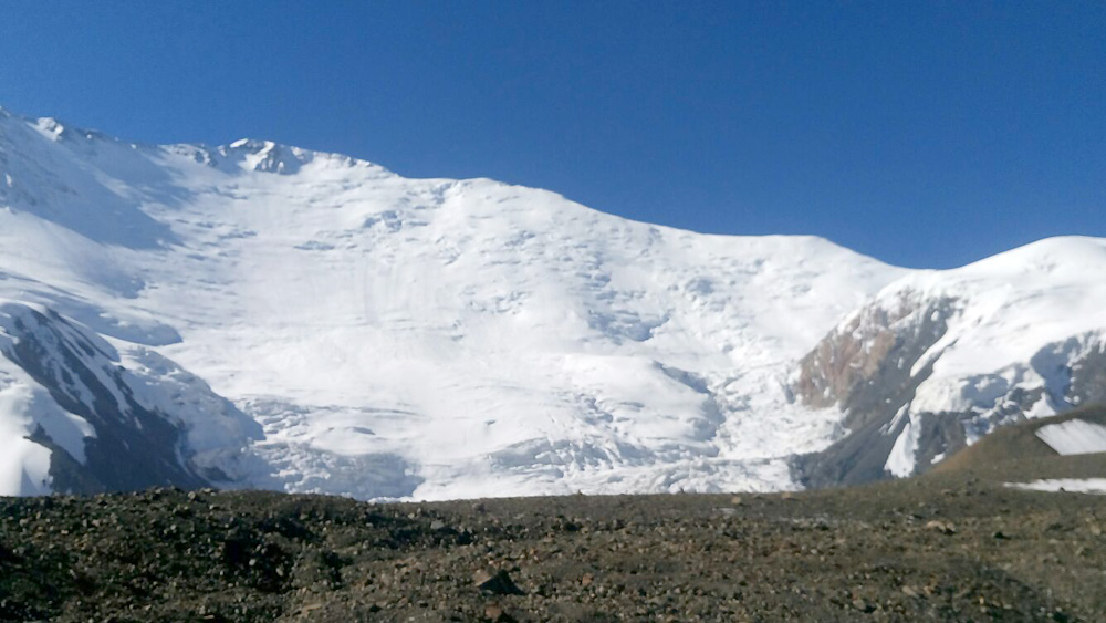 El CEM Cerdanyola vol fer història al Pic Lenin del Tadjikistan