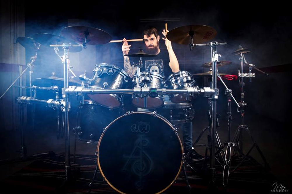 Abel Sequera revisa la seva vida a ritme de rock progressiu