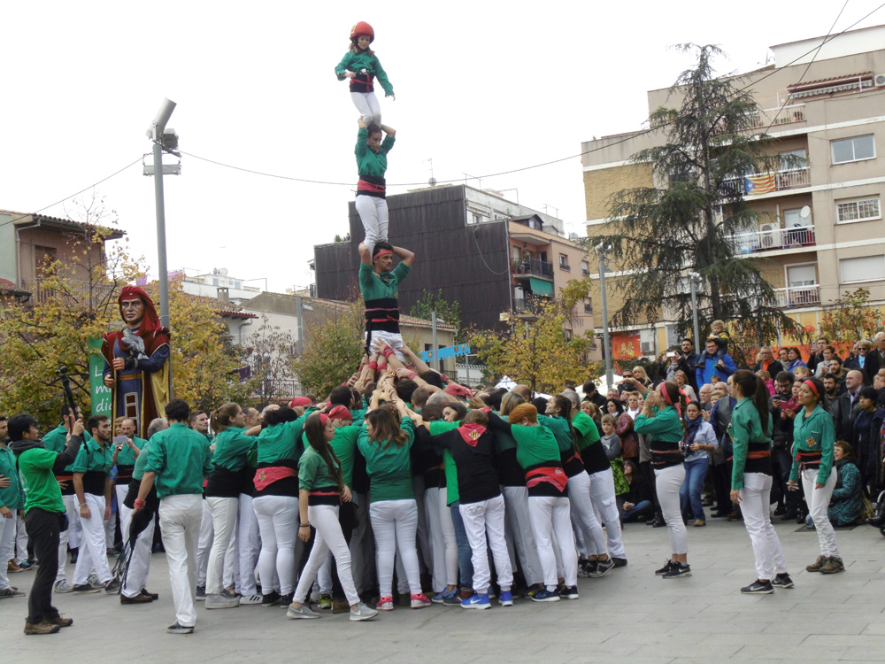 Els Castellers volen tocar el cel per Sant Martí