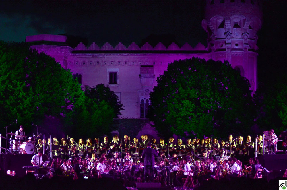 Valsos, polques, cançó popular i solidaritat amb el concert de Cap d'Any de l'Agrupació Musical