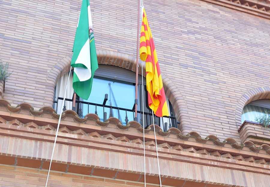 La Casa de Andalucía defensa la seva cultura en el dia de la comunitat