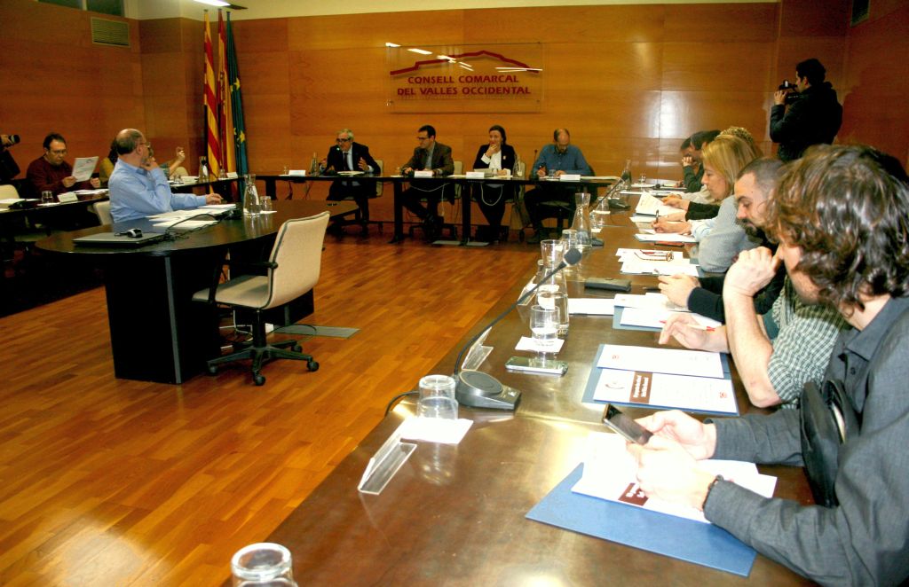 El Consell d’Alcaldes i Alcaldesses es centra en temes d’emergència social
