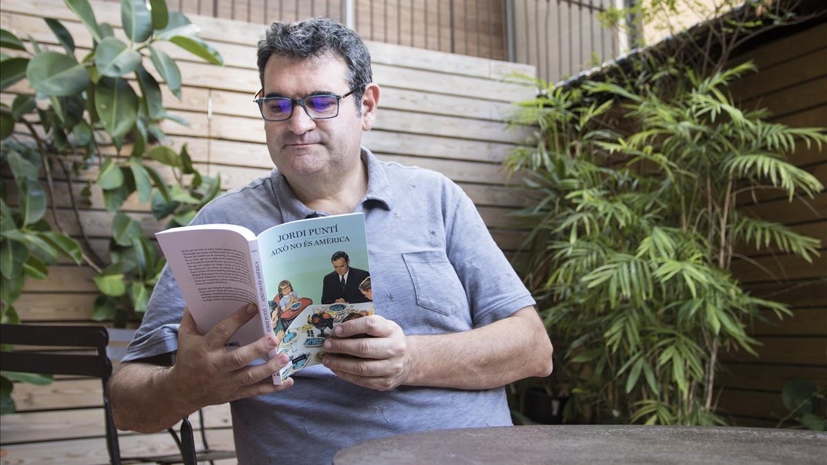 Jordi Puntí presenta Això no és Amèrica dijous al Cafè amb lletres