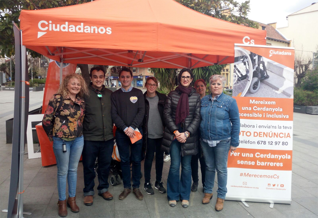 Ciutadans reclama un govern dins la legalitat que atengui les necessitats ciutadanes