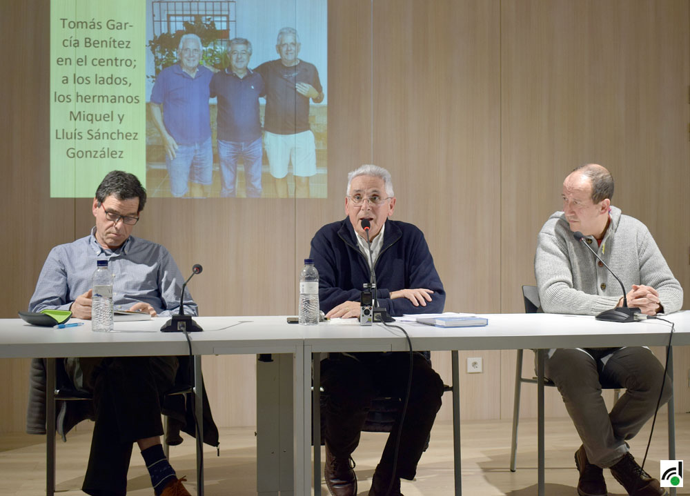 Miquel Sánchez es capbussa en els seus orígens i retrata la història d'una despoblació