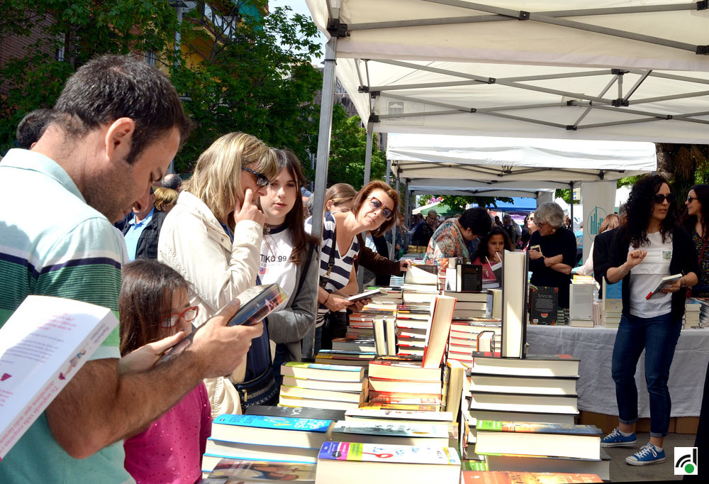 Termini per demanar parades de flors i llibres per a Sant Jordi 2018