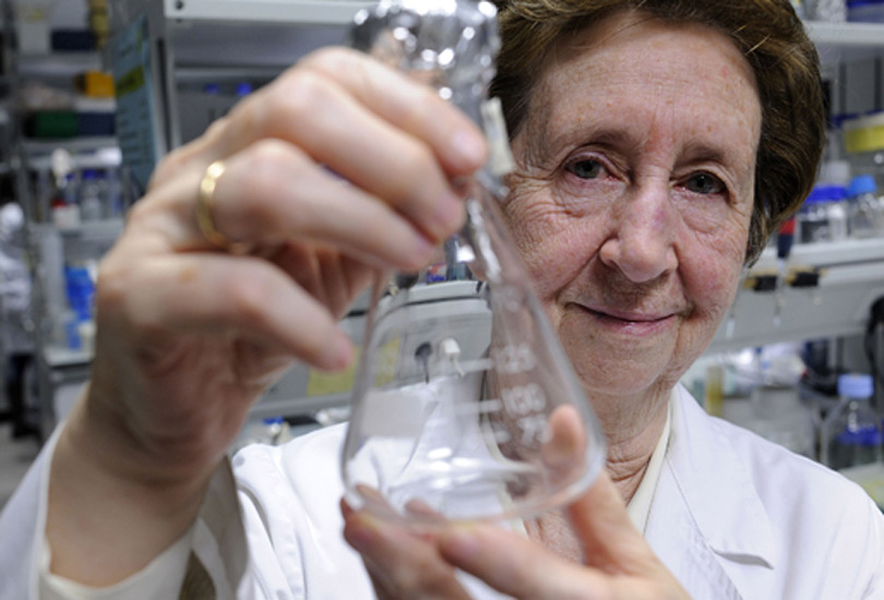 La UAB nomena Honoris Causa Margarita Salas, deixebla de Severo Ochoa