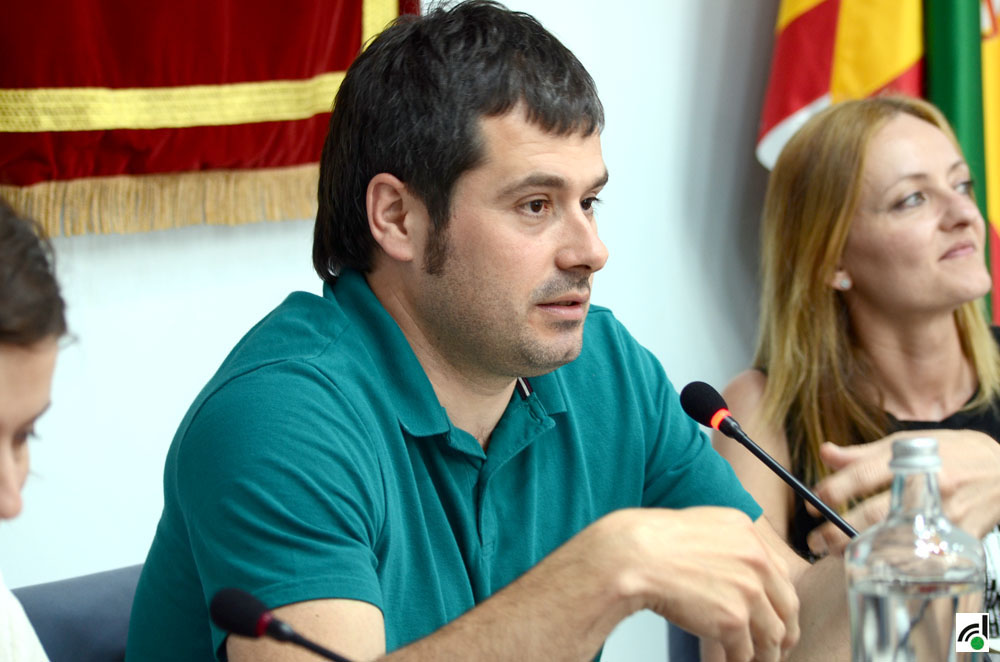 L'alcalde respon al delegat del govern sobre l'ocupació de la via pública amb símbols